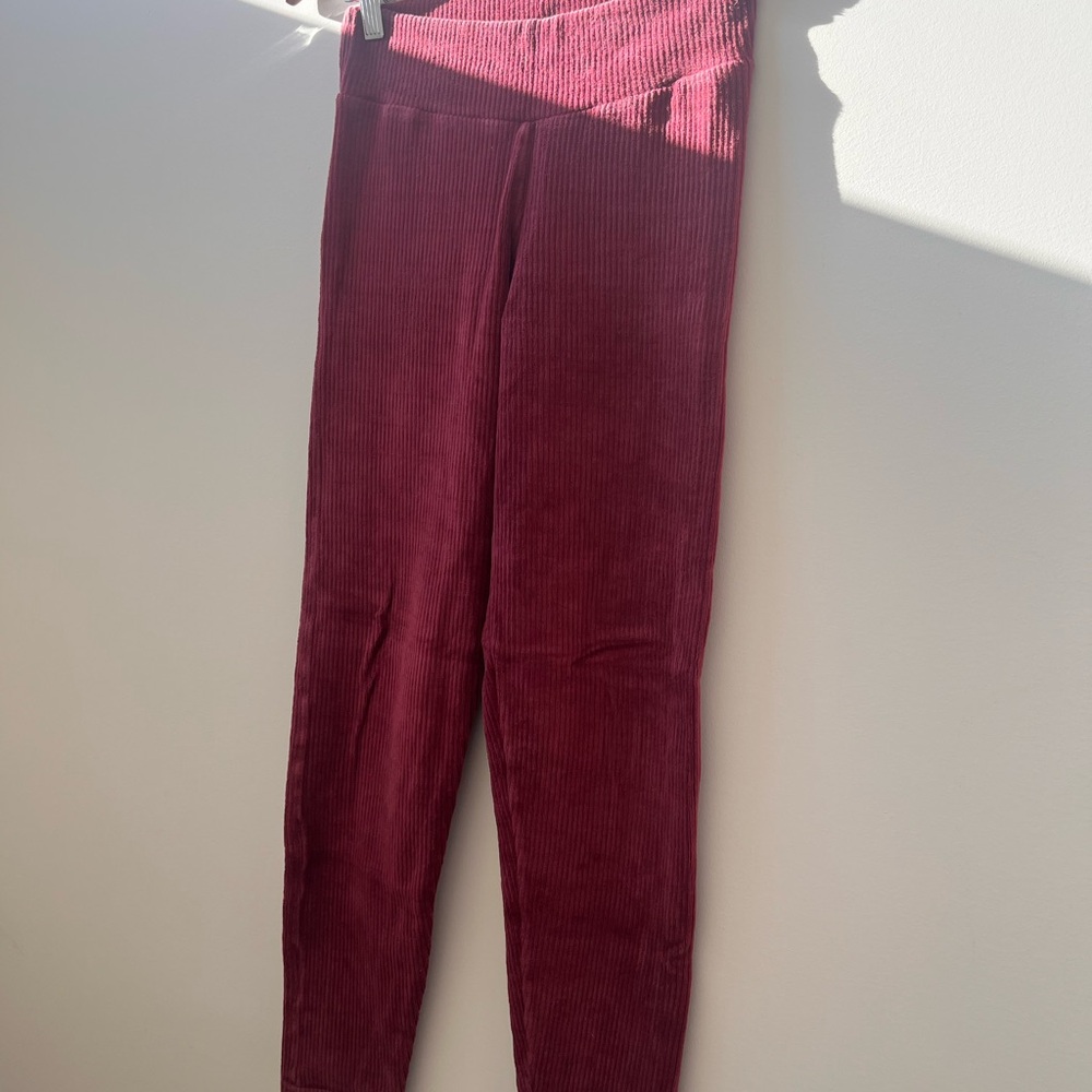 Red Leggings for Comfort and Style
